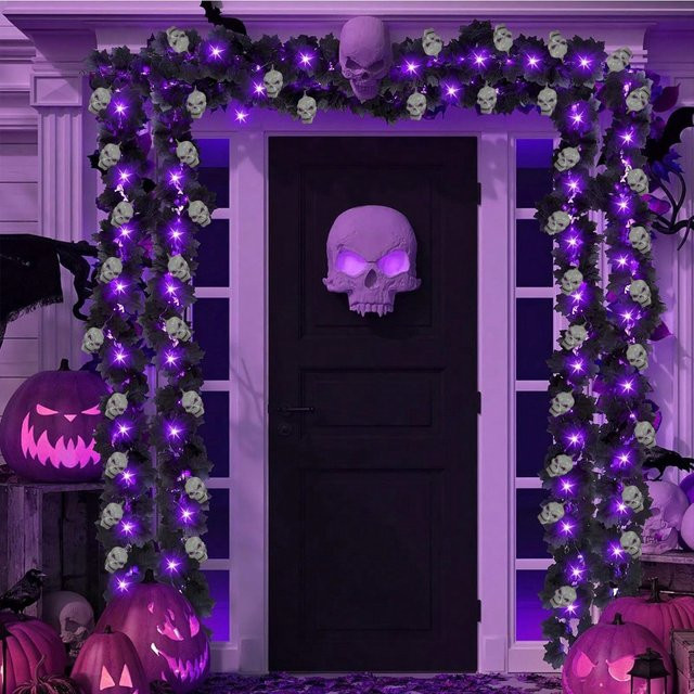 Peach Forest Halloween Deko mit 20 LED und 6 Totenköpfen in Schwarz als hängende Weinreben-Lichterkette - Bild 1