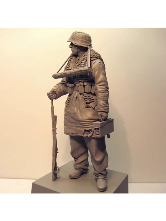 EVANOVM Soldat, grauer Bausatz, Gussharz, 1:16 - Bild 3