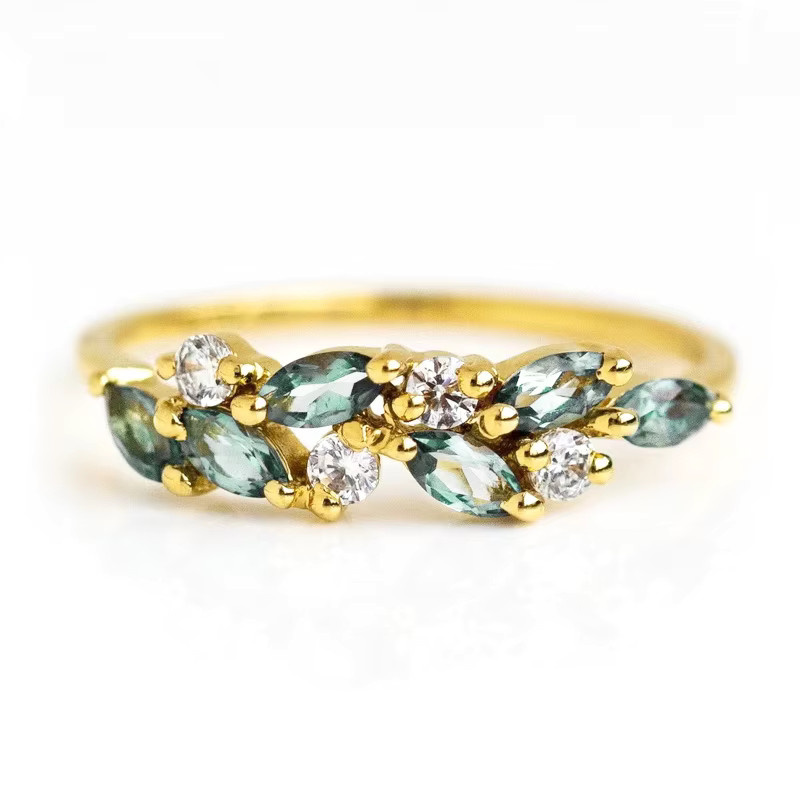 Huitan Ring, goldfarben, hellblauer Marquise-Zirkonia, Damen - Bild 2
