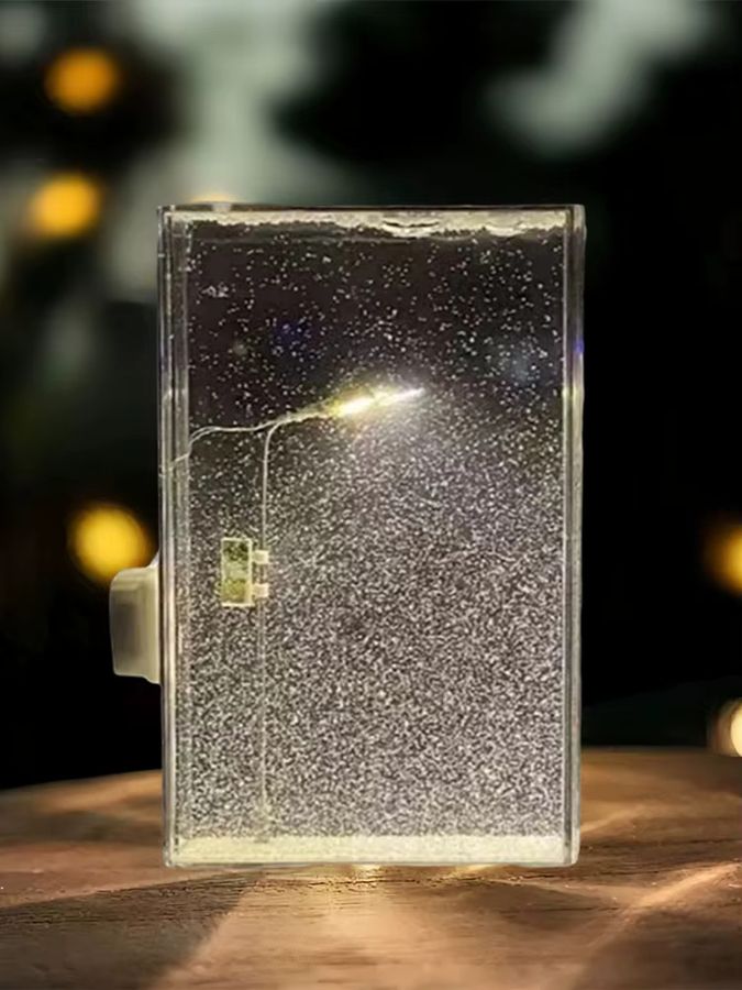 APWIKOGER Snowy Night Street Lampe aus Acryl als DIY Quicksand Schneeflocken Nachtlicht mit Winterlandschaft für Weihnachten - Bild 5