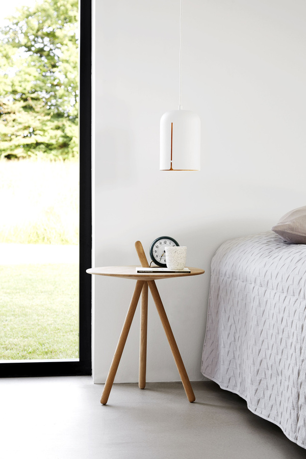Woud Come Here Tisch in Beige mit runder Holzplatte - Bild 2
