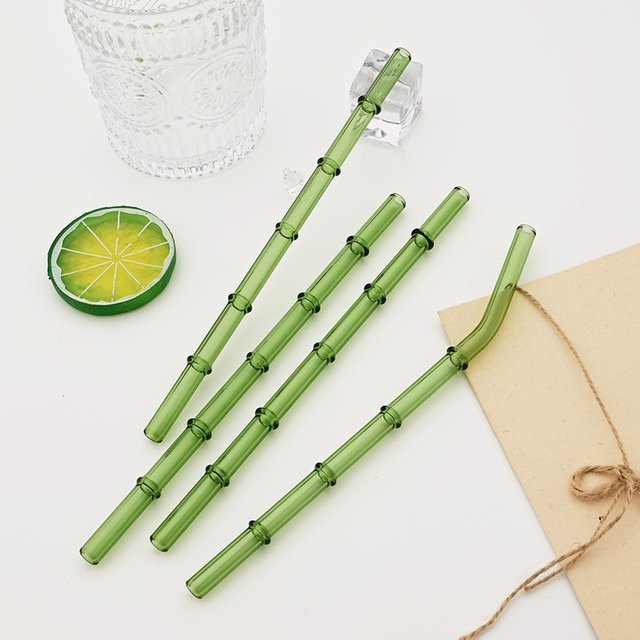 4 Stück wiederverwendbare Glasstrohhalme von uniturcky in grünem Bambus-Design mit 1 Reinigungsbürste für Smoothies, Milchshakes und Säfte - Bild 1