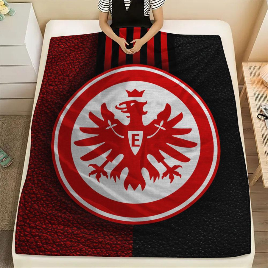 Eintracht Frankfurt FC Flanelldecke von HAPPYDAYSET, weicher Überwurf in Schwarz, Weiß und Rot, B/H: 80 x 120 cm - Bild 4