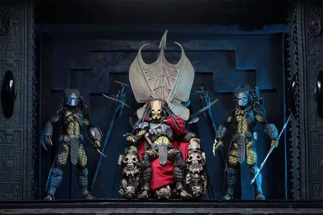 NECA Predator Alien vs. Predator Ultimate Elder Predator Actionfigur, ab 14 Jahren - Bild 1