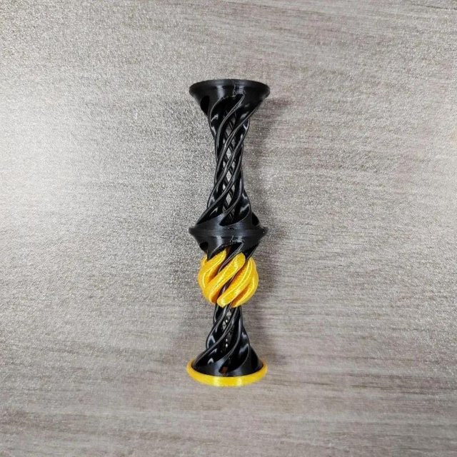 Topmix Unmögliche Pyramide, 3D-gedrucktes Fidget Toy, schwarz - Bild 1