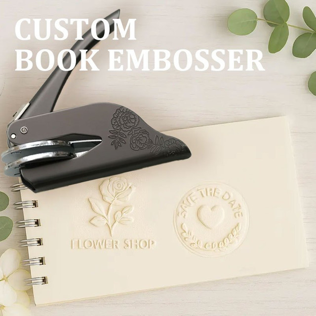 Personalisierter Buch-Embosser mit schwarzem Griff zur individuellen Gestaltung von Büchern und Umschlägen - Bild 1