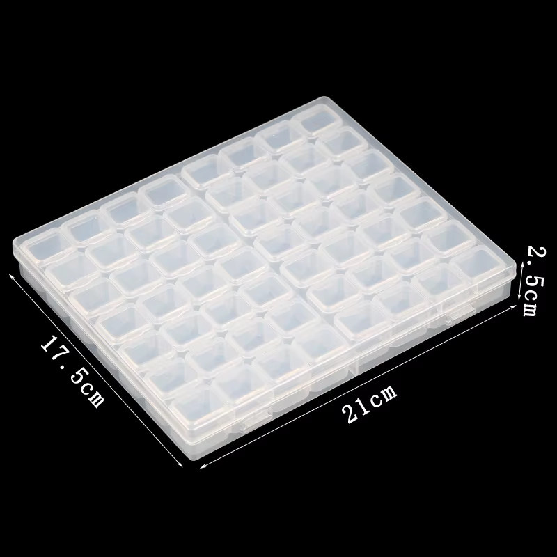 Transparente Kunststoff-Aufbewahrungsbox mit 28 oder 56 Fächern als Schmuck-Organizer und Werkzeugbox für Diamant-Malerei sowie Perlen und Strasssteine - Bild 1