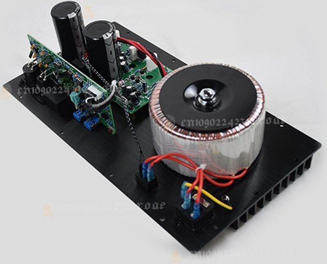 300W Hochleistungs-Subwoofer-Verstärkerplatine in Schwarz für 15 Zoll Aktiv-Subwoofer - Bild 1