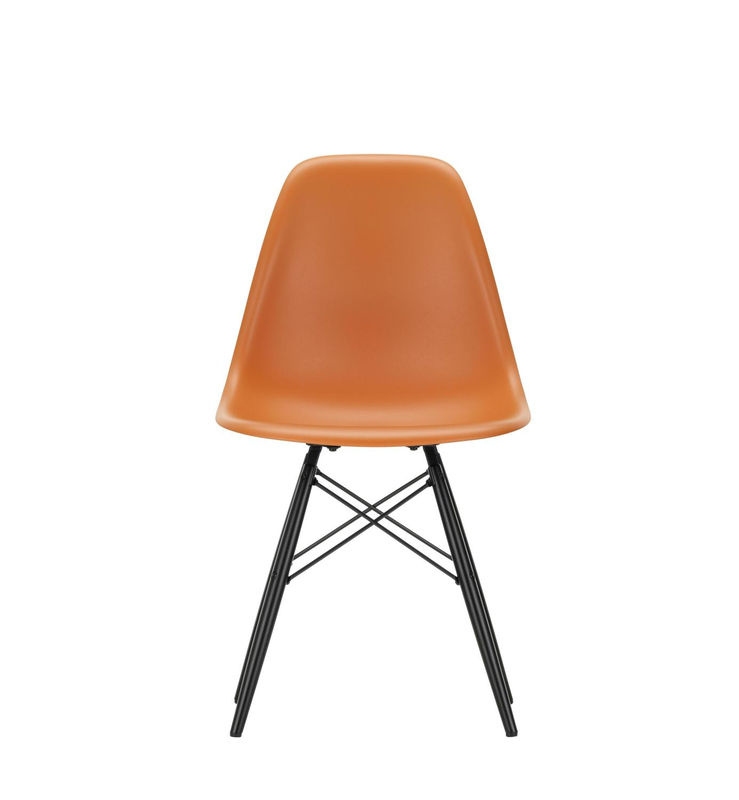 Vitra DSW Eames Plastic Side Chair in Orange mit Holzbeinen und mattem Kunststoff - Bild 2