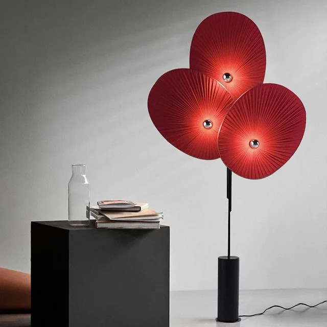 VIGOUS Stehlampe im nordischen Minimalismus mit fächerförmigem Design für Wohnzimmer und Schlafzimmer in Warmlicht - Bild 1