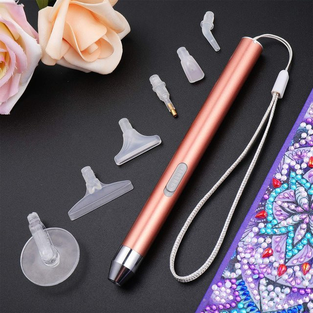 USB wiederaufladbarer Diamantmalstift mit LED-Beleuchtung in Gold, DIY Werkzeugset mit Ersatzköpfen und Nägeln für 5D-Bastelarbeiten - Bild 1