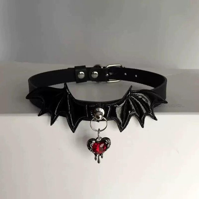 YULIN Choker Halskette, Leder, Rotes Herz Kreuz Anhänger, Schwarz, Unisex - Bild 1
