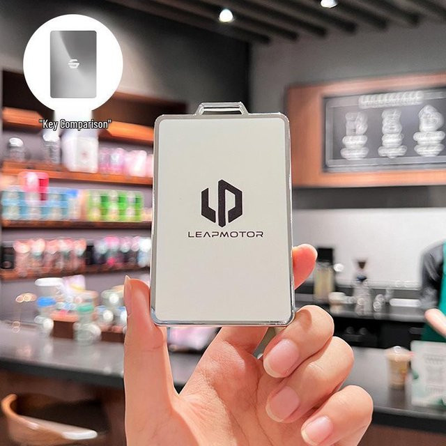 Leapmotor C10/C16 NFC-Karten-Schlüsselanhänger mit Schnalle, Damen - Bild 1