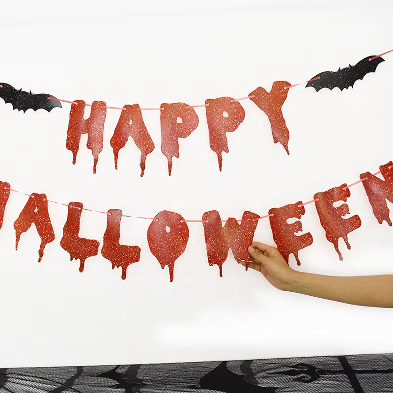 Happy Halloween Banner aus rotem Glitzer-Papier mit Fledermaus-Motiv als hängende Wanddeko - Bild 3
