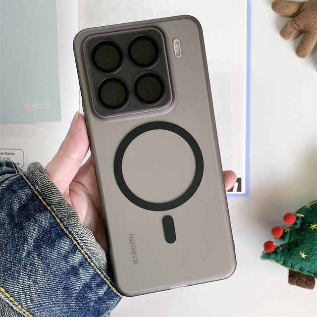 Ultra dünne MagSafe Wireless Ladehülle mit Objektivschutz für Xiaomi 15 und Xiaomi 14 Pro, mattierte transluzente PC-Rückseite, Schwarz - Bild 1