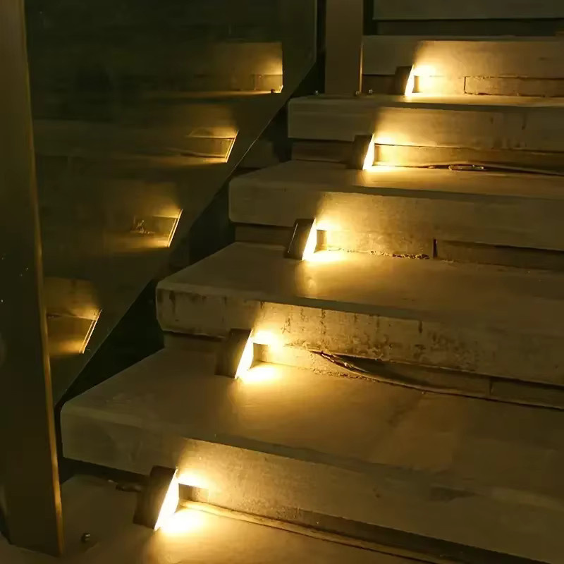 Heinast Solar-Deckleuchten Schwarz Modern Rechteckig mit Warmweißem Licht für Treppen, Geländer und Terrasse - Bild 5