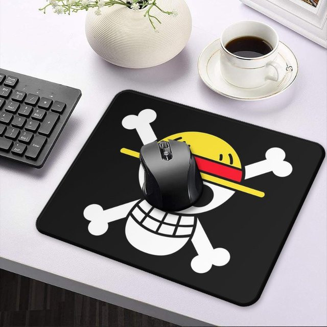 Bandai One Piece Mauspad Monkey D. Luffy Skull Strohhut Piraten Design in Schwarz und Multicolour - Bild 1