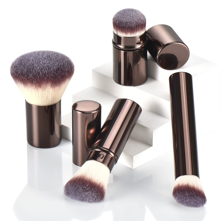 Make-up-Pinsel aus Metall für Puder, Rouge, Foundation und Konturierung - Bild 4