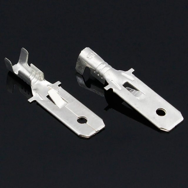 ELECAPITAL 100 Stück Crimp-Anschluss Messingdrahtverbinder für Autorelais, 6,3 mm, verzinnte Farbe Silber - Bild 1