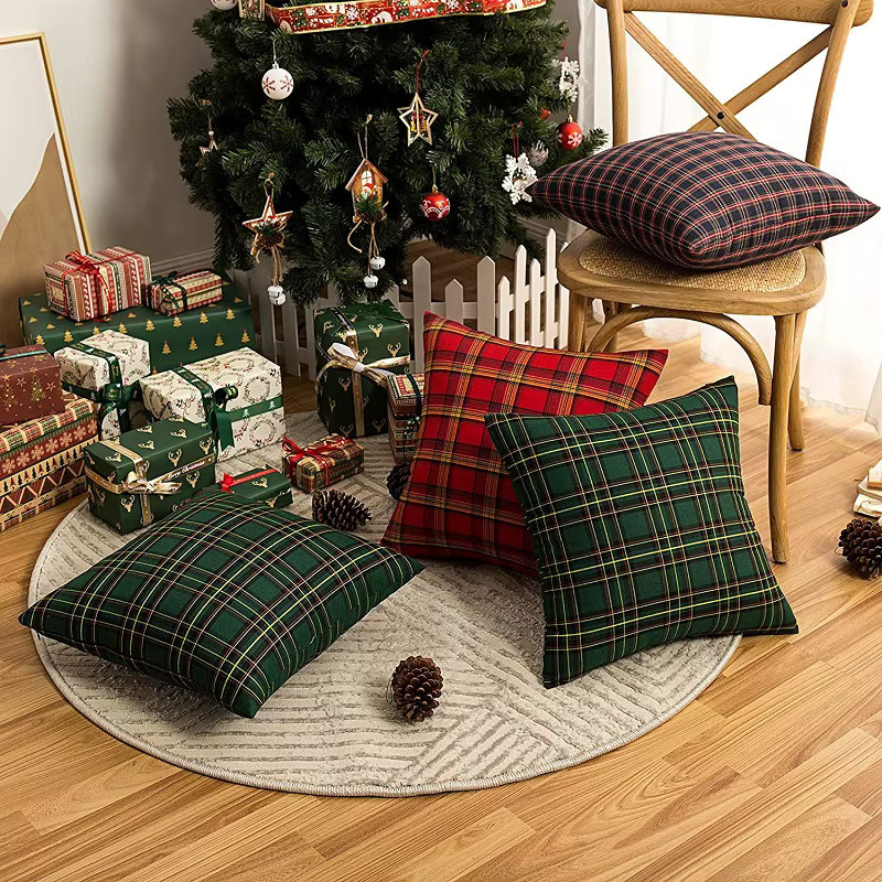 2er-Set inyahome Weihnachts-Kissenbezüge mit Büffelkaro-Muster in Rot und Grün aus Polyester für deine Bauernhaus-Dekoration - Bild 4