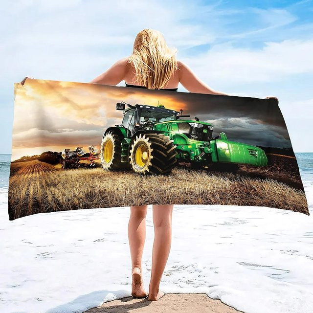 Sandfreies Mikrofaser Strandtuch mit Traktor-Motiv von Creative Man, schnelltrocknend und weich, B: 40 cm, H: 60 cm - Bild 1