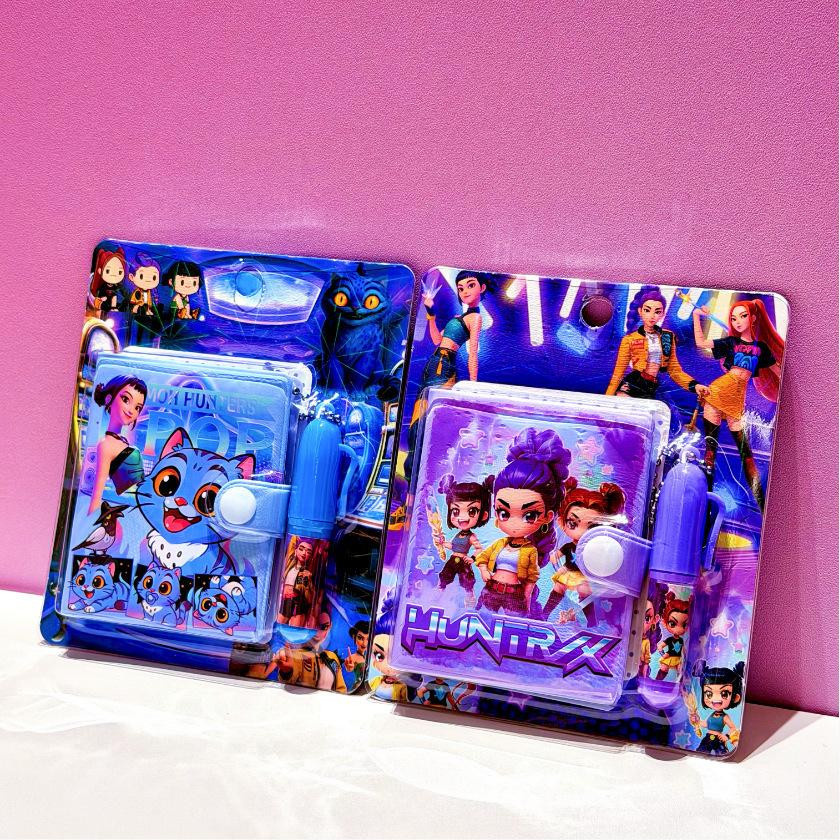 KPOP Dämonenjäger Mädchen Schreibwaren Set mit Notizbuch und Kugelschreiber in Multicolour für Schüler und Teenager - Bild 3