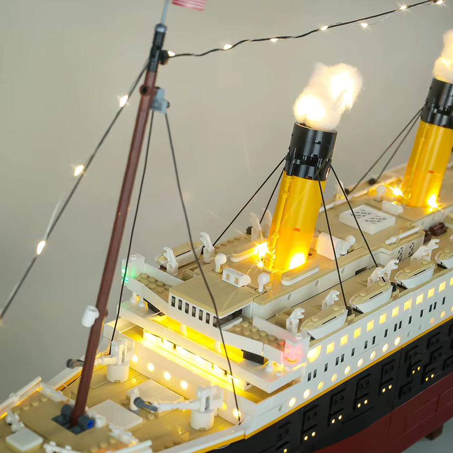 EASYLITE Titanic LED-Licht-Set Zubehör - Bild 2