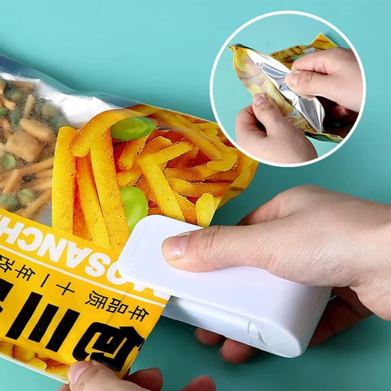 Tragbares Mini Heißsiegelgerät zur Versiegelung von Lebensmittelverpackungen in Weiß - Bild 2