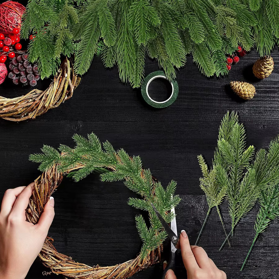 Yusheng Künstliche Pflanzen in Grün für Weihnachtsbaum, Garten und Hochzeit zur Dekoration - Bild 2