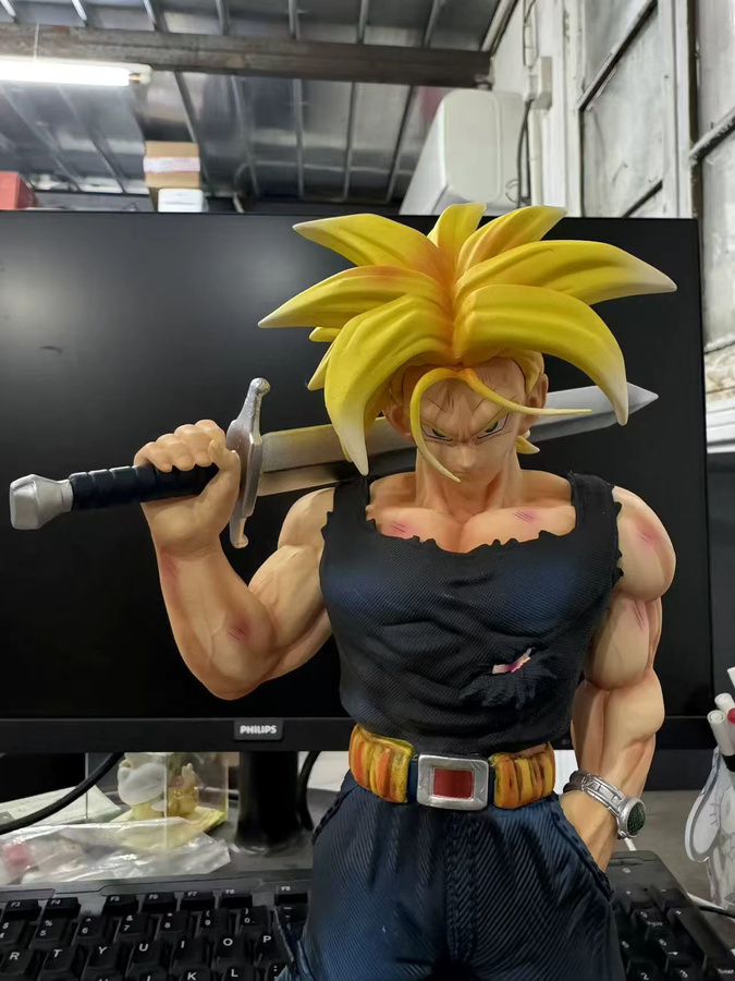 Bandai Dragon Ball Z Future Trunks Super Saiyan Actionfigur, 30cm, mit austauschbaren Köpfen - Bild 3