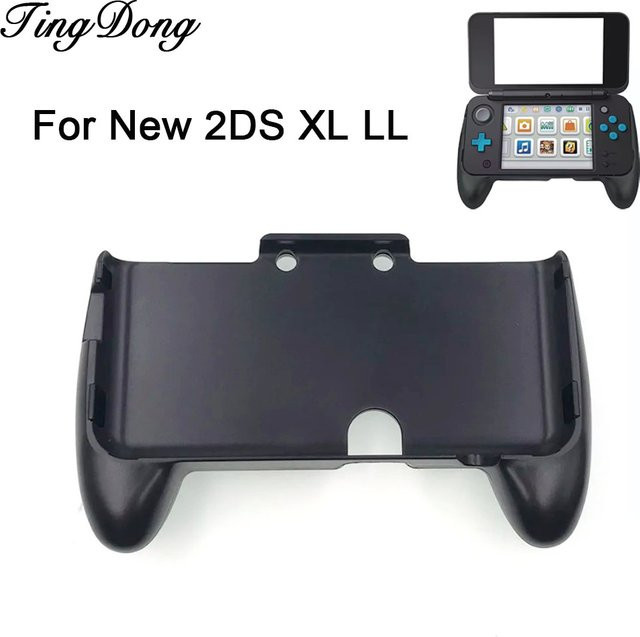 TingDong Schutzhülle aus ABS-Kunststoff in Schwarz als Gamepad-Halterung und Zubehör für deine Nintendo 2DS XL/LL Konsole - Bild 1