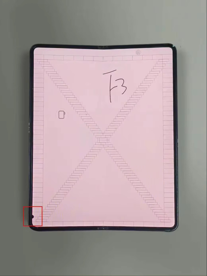 Samsung Z Fold 3 LCD-Touchscreen mit Rahmen in Schwarz (gebraucht, mit kleinem Defekt, kein AMOLED-LCD) - Bild 4
