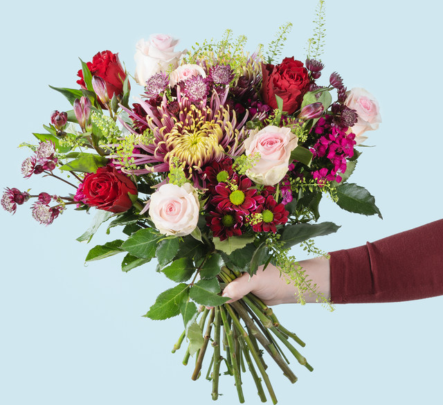BLUME2000 Herzensgrüße Bouquet mixed roses, chrysanthemums, carnations multicolour - Bild 1