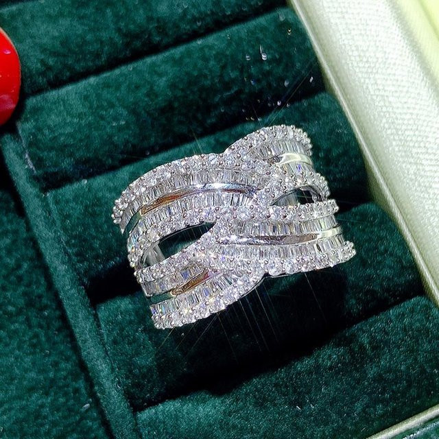 Huitan Bling Ringe, Messing, Zirkonia, Schwarz, Damen - Bild 1