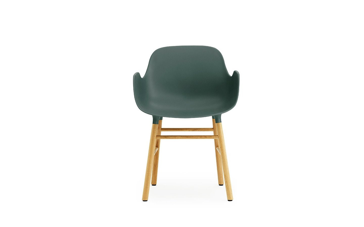 Normann Copenhagen Form Armlehnstuhl mit Holzgestell in Grün - Bild 2