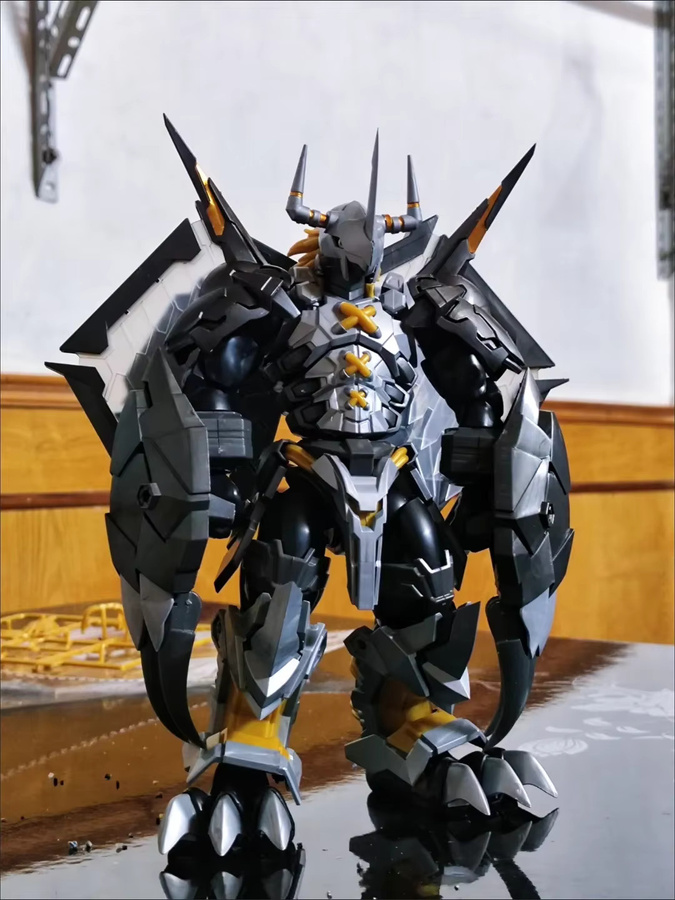 Bandai Digimon WarGreymon Verbesserte Version, Action Figure, Assembly Model Kit, mit Special Effects Parts - Bild 3