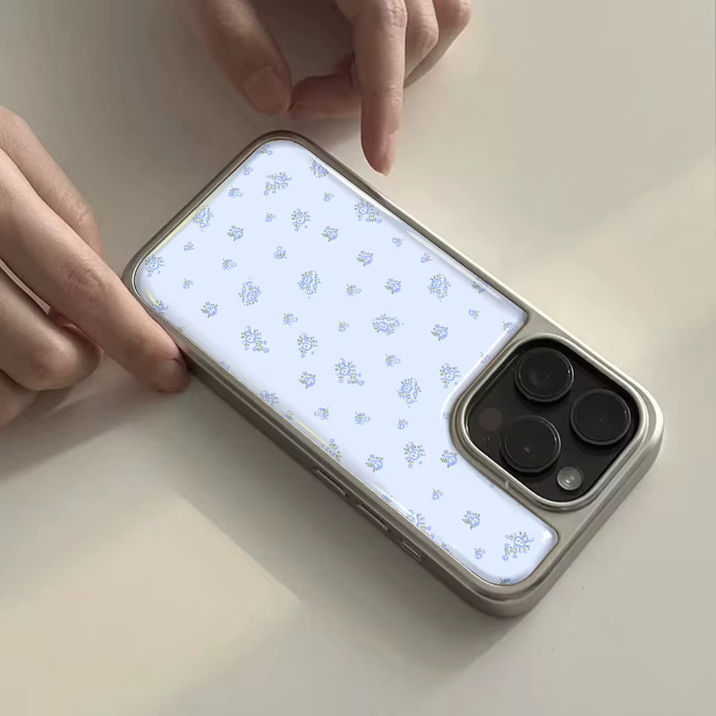 DecoPhone Stoßfeste Handyhülle mit blauem Blumen-Hydrogel und silbernem Rand für iPhone 17 16 15 14 Pro Max - Bild 2