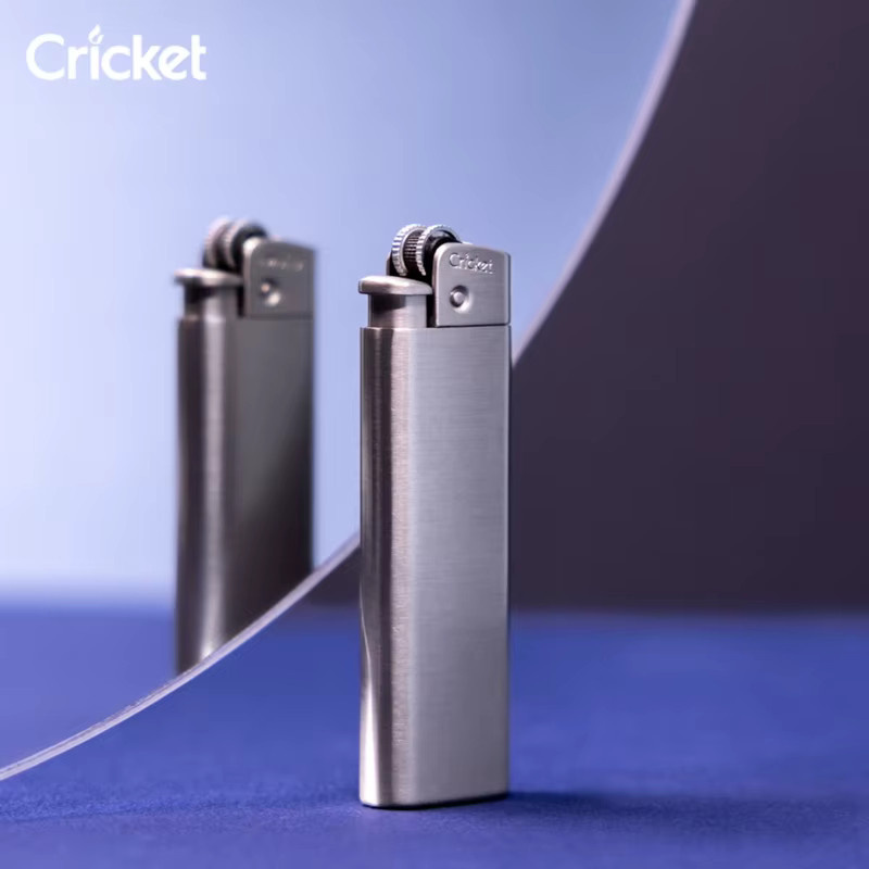 Cricket Metall-Taschenfeuerzeug Winddicht in Silber - Bild 2