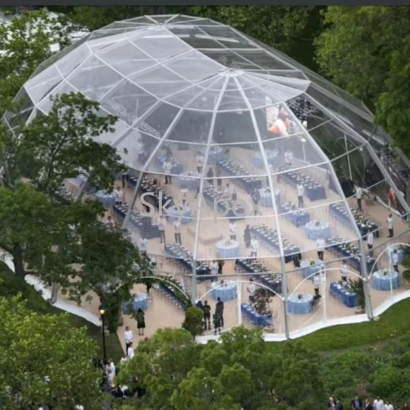 Transparentes Kuppel-Eventzelt im modernen Iglu-Design, wasserdicht und UV-beständig für Konzerte und Zeremonien - Bild 1
