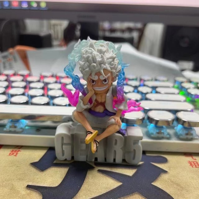 Bandai One Piece Ruffy Gear 5 Nika Action Figure, 10 cm, Kunststoff - Bild 1
