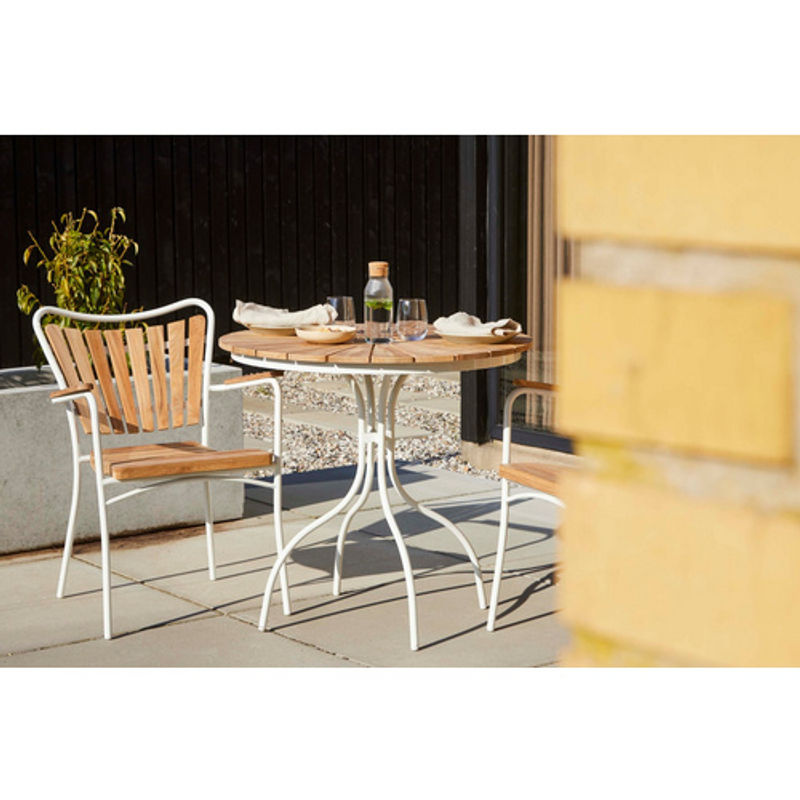 Cinas Balkonset Ellen in Weiss aus Aluminium und Holz mit Tisch und Stühlen, Tisch H: 73 cm, Ø: 80 cm, Stühle B: 59 cm, H: 72 cm, T: 57 cm - Bild 4