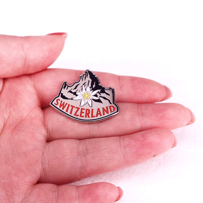 Edelweiss Brosche, Hartemail, Schweizer Nationalblume, Unisex - Bild 2