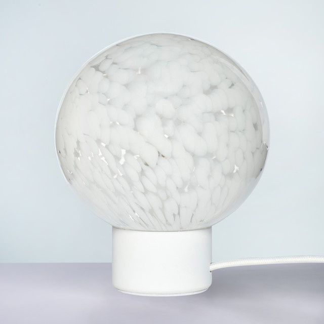 Hübsch Interior Tischlampe Sphere in Grau und Weiß aus Glas und Metall mit E14 Fassung - Bild 1