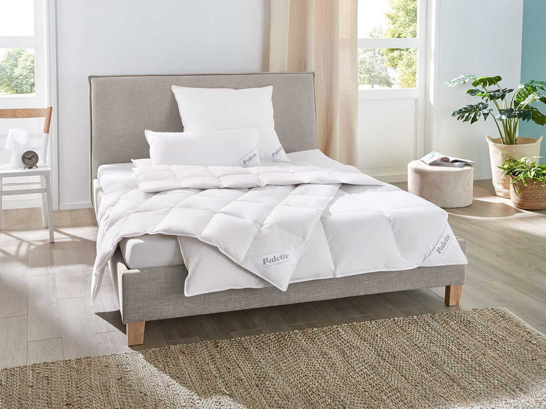BALETTE Premium Daunen-Kassettenbettdecke Elegance Winter in Weiß, B/B: 200 x 220 cm - Bild 3
