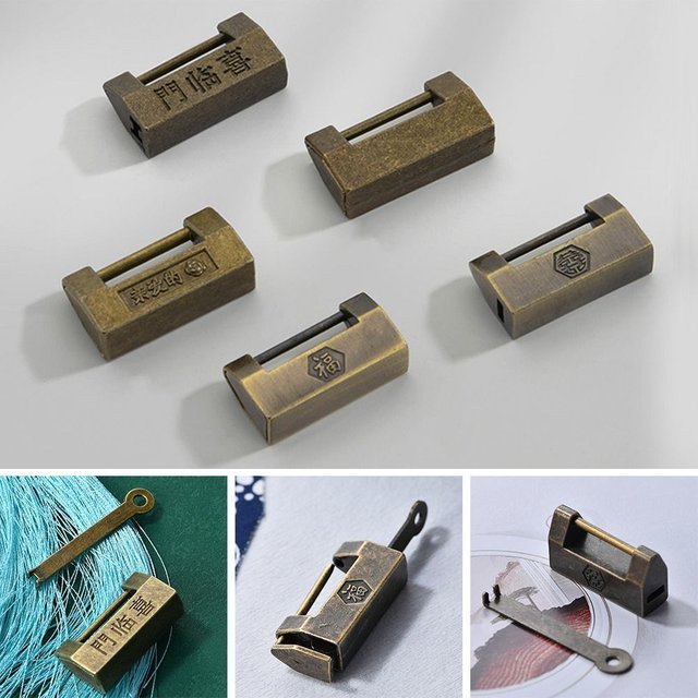 Antikes Retro-Vorhängeschloss in Gold als dekoratives Vintage-Chinesisches Mini-Schloss mit Schlüssel für kleine Holzschmuck-Aufbewahrungsboxen aus Metall - Bild 1