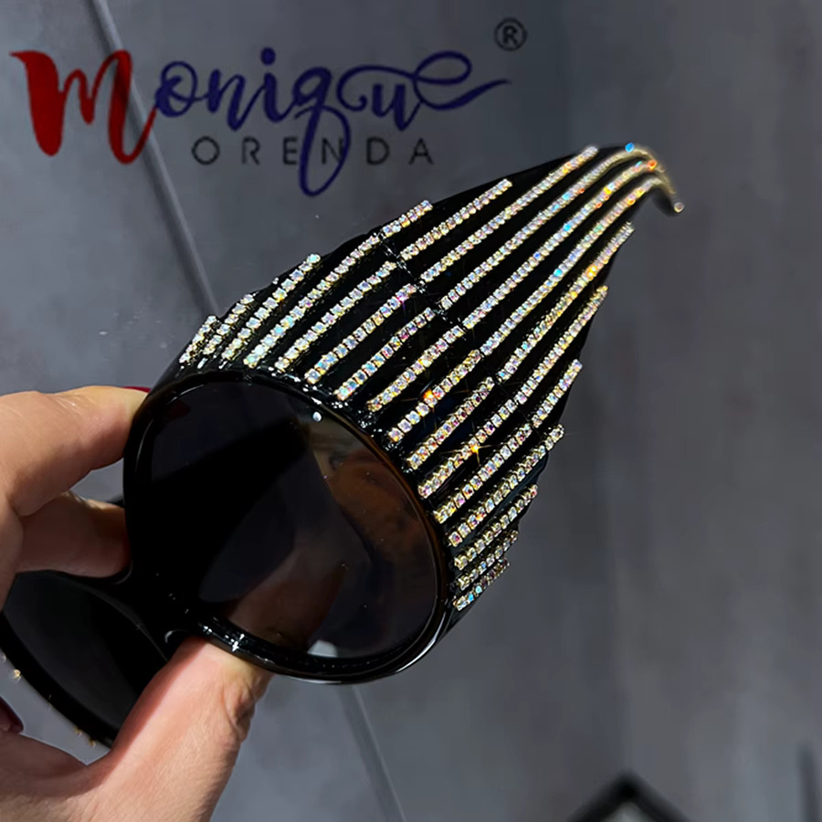 Monique Orenda Sonnenbrille, oval, Vollrand, Kunststoff, black, Unisex - Bild 3