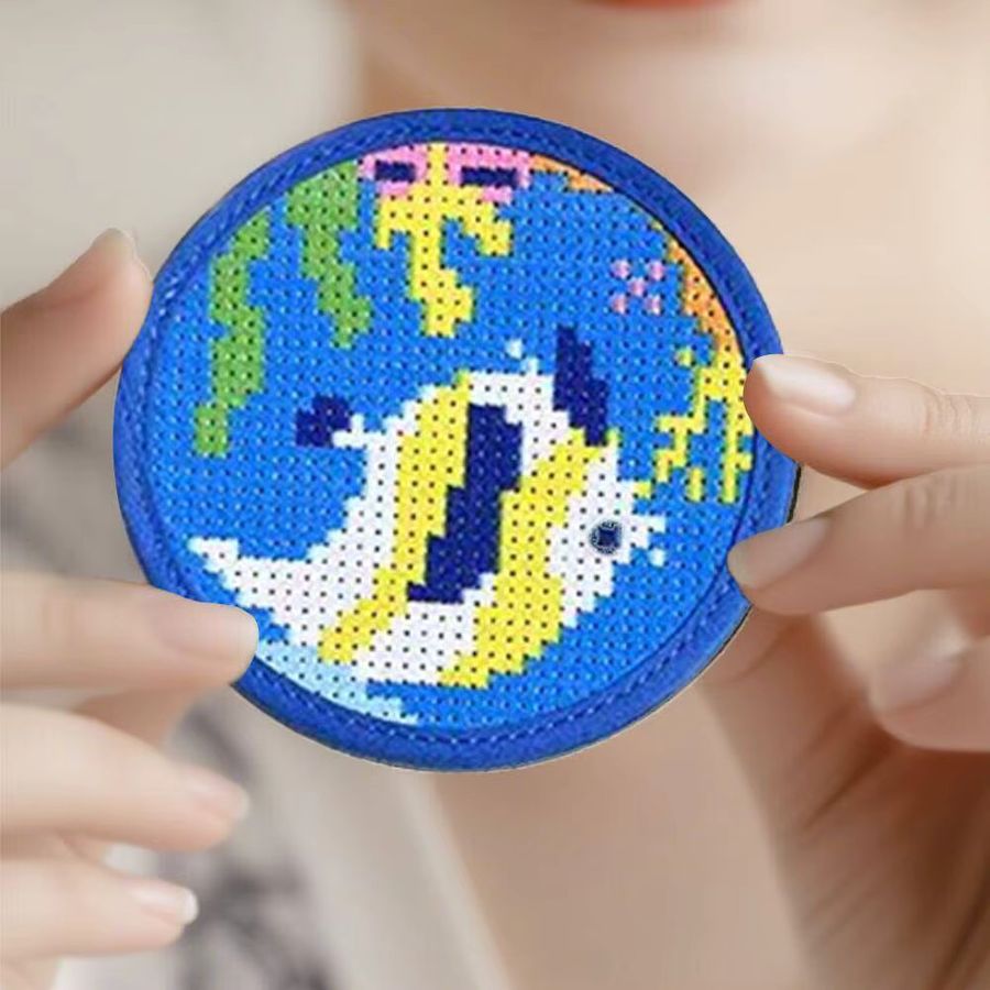EverShine Untersetzer Set mit Kreuzstich-Stickerei Meerestiere Schildkröte Qualle Delphin Fisch Multicolor, 6 Stück - Bild 4