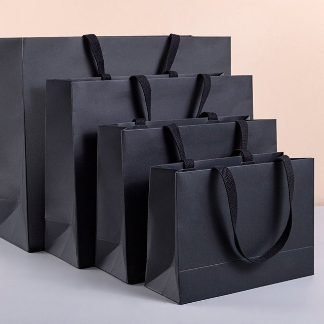 Schwarze Papier-Geschenktüten mit Griffen für Hochzeiten, Geburtstage und Partys, B/T/H: 32 x 10 x 22 cm - Bild 1