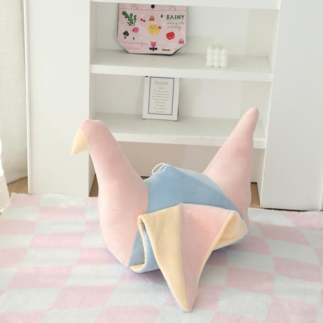 Plüsch-Kissen in Origami-Design als gefalteter Papierkranich, Farbe: Pink, Breite: 43-50 cm - Bild 1