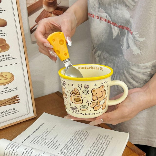 Keramiktasse Frühlings-Butterbär-Brot von Yiran toy 1, Gelb, 250 ml - Bild 1